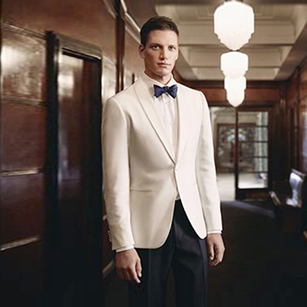 白色經(jīng)典款輕奢禮服套裝